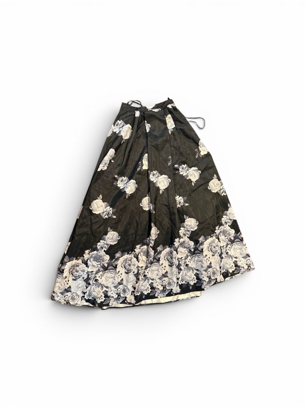 NWT Bequin Hearts Black White Floral Ball Gown Maxi Skirt Size 1